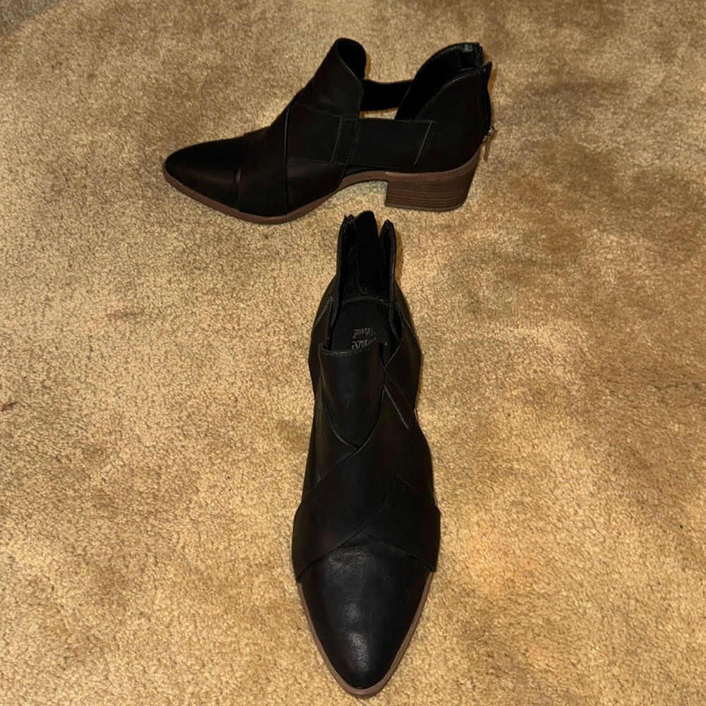 Chic Black Ankle Booties